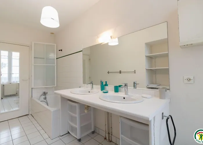 펜션 Les Pyrenees Aurin