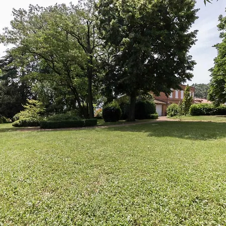 Les Pyrenees * Aurin